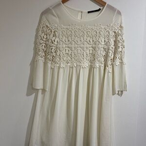 Doe & Rae Cream Textured Dress